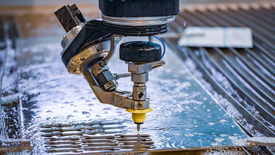 Waterjet – сечење со воден млаз